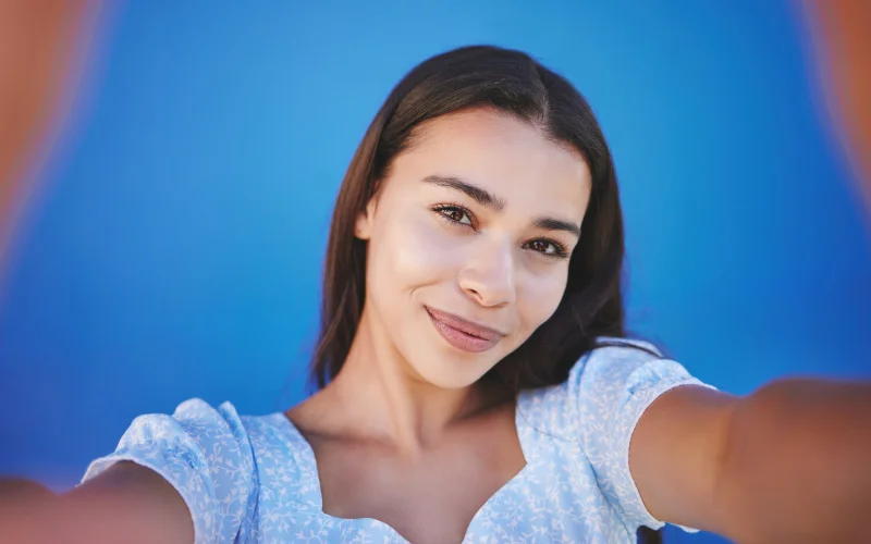 Self Portrait of a girl - self photography, self portrait photograph, self portrait ideas, self portrait photography ideas, portrait photography ideas