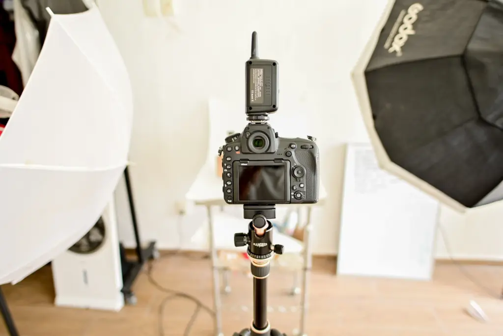 3 point lighting setup in photography