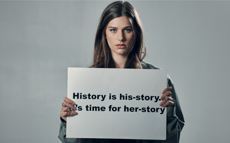 Quote-based divorce photoshoot concept featuring empowering text for self-expression and closure